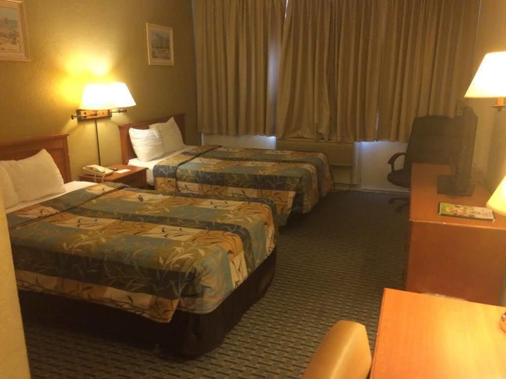 Days Inn Melrose Park/O'Hare South Buitenkant foto